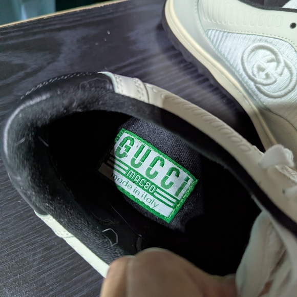 Stylish Black and White Athletic Shoes - Picture 4 of 5